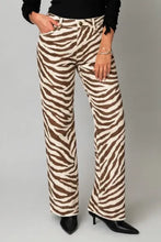 Load image into Gallery viewer, PA-Wide Leg Frayed Flare Jeans
