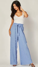 Load image into Gallery viewer, Accordion Style Flow Pants
