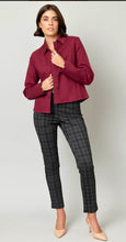 Load image into Gallery viewer, Scallop Detail Denim Jacket
