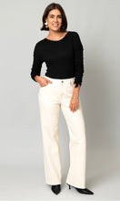 Load image into Gallery viewer, Wide Leg Frayed Flare Jeans
