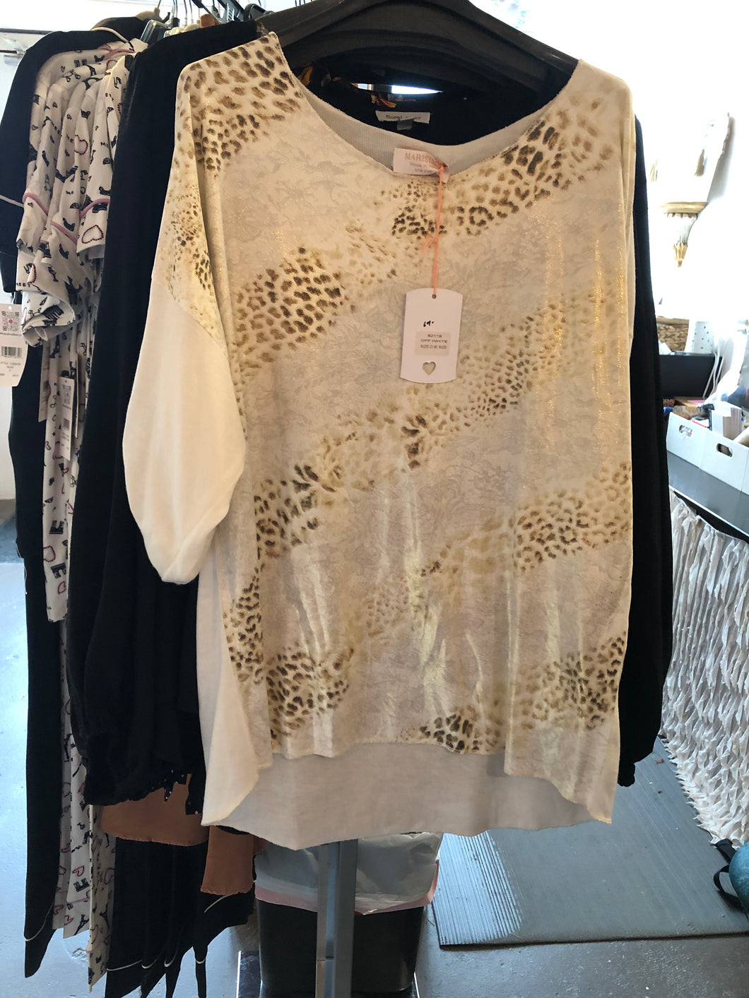 Off White Gold Leopard Detail 3/4 Sleeve Top